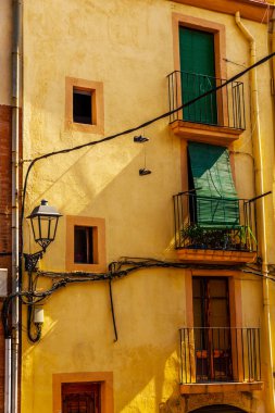 Şık balkon korkuluk, bir metal katı mimari elemen