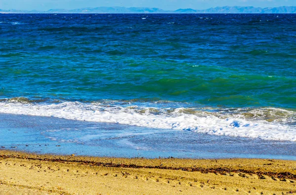 海水影响沙滩上的沙子 — 图库照片