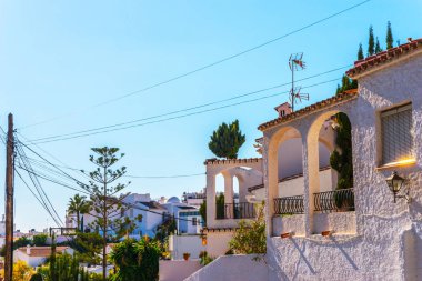 Şık balkon korkuluk, bir metal katı mimari elemen