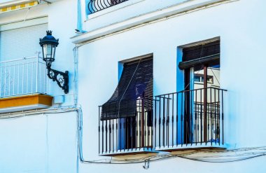 Şık balkon korkuluk, bir metal katı mimari elemen