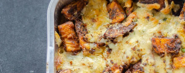 Fried Potato Fries Coated Topped Mature Cheddar Monterey Jack Cheeses — Stock Photo, Image