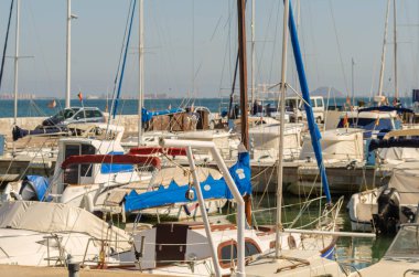 Los Alcazares, İspanya - 25 Şubat 2019 Küçük tekneler