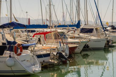 Los Alcazares, İspanya - 25 Şubat 2019 Küçük tekneler