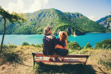 Piva Kanyonu Karadağ - doğa seyahat arka plan. Pluzine kanyonda