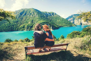 Piva Kanyonu Karadağ - doğa seyahat arka plan. Pluzine kanyonda