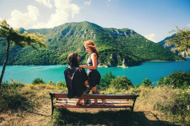 Piva Kanyonu Karadağ - doğa seyahat arka plan. Pluzine kanyonda