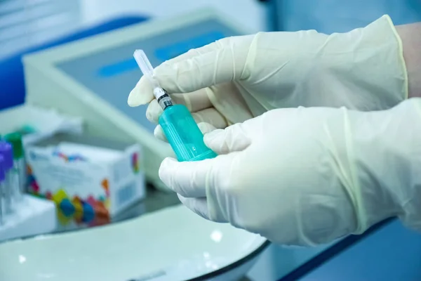 Container Vacuum Test Tubes Venous Blood Taking Blood Hand Doctor — Stock Photo, Image