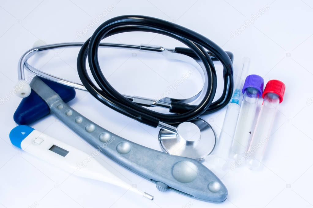 Set or diagnostic of family doctor, doctor of internal medicine or general practitioner,  includes neurological hammer, stethoscope, thermometer and laboratory test tubes for blood sampling 