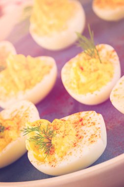 Baharatlı ve acılı eggson plaka