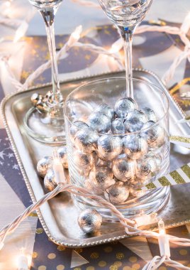 Yeni yıl arifesi Parti