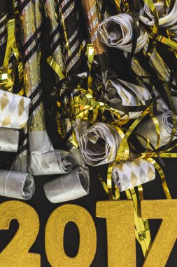 Yeni yıl blowouts
