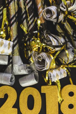 Yeni yıl blowouts