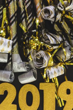 Yeni yıl blowouts