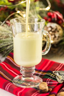 Yumurta takoz içki cam 