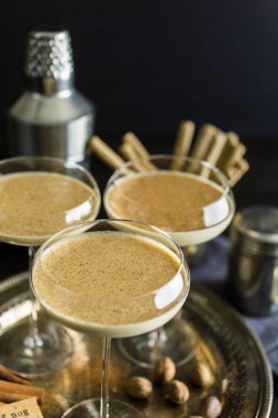 Egg nog cocktails