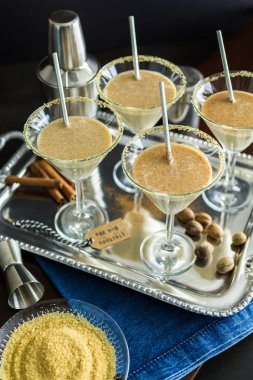 Egg nog coccktails