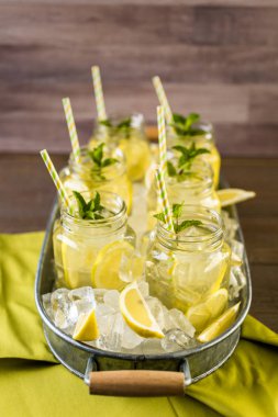 Yeşil çay narenciye ile