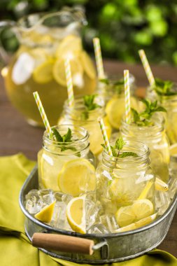 Yeşil çay narenciye ile