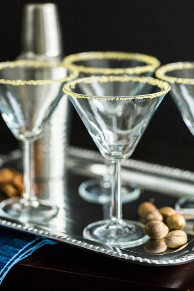 Martini glasses rimmed with brown sugar — Stock Photo, Image