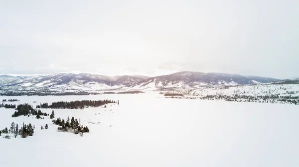 Vue aérienne des montagnes — Photo