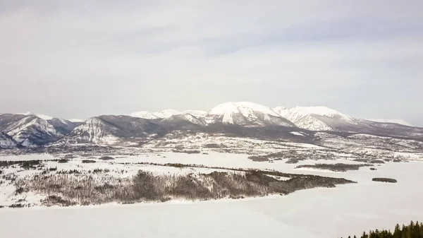 Dağların havadan görünümü — Stok fotoğraf