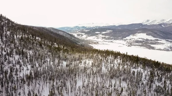 Vue aérienne des montagnes — Photo