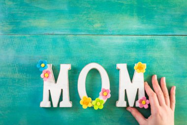 Anneler günü tatil