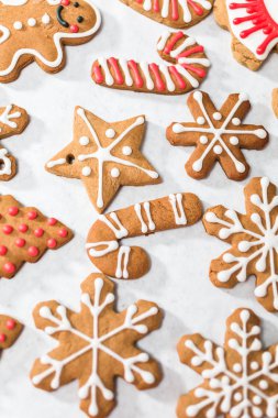 Zencefilli kurabiye yapma 