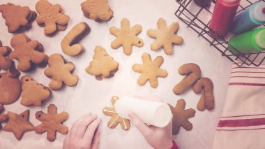 Zencefilli kurabiye yapma 