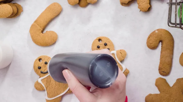 Hacer galletas de jengibre — Foto de Stock