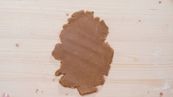 Hacer galletas de jengibre — Foto de Stock