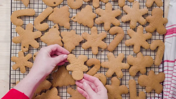 Gingerbread çerezleri fırın — Stok fotoğraf