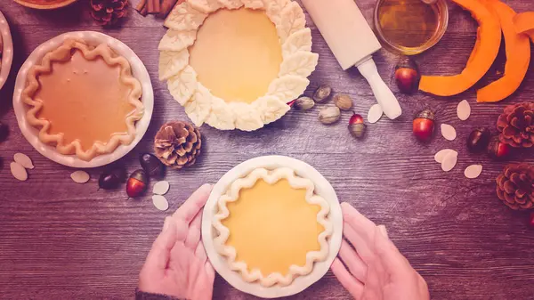 Traditional Pumpkin pie — Stock Photo, Image