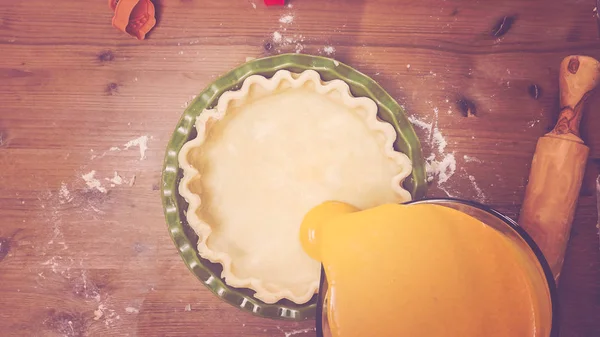 Making Pumpkin pie — Stock Photo, Image