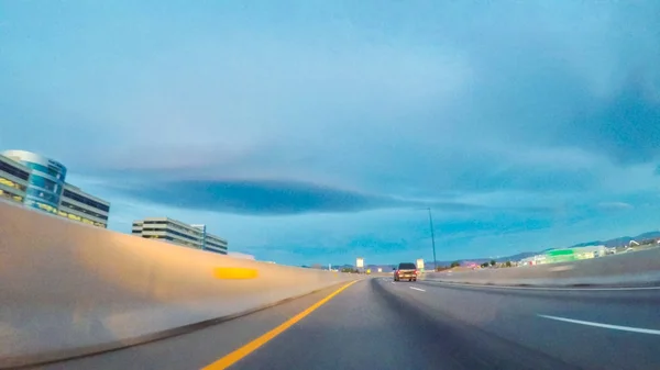 Autopista vista de conducción — Foto de Stock