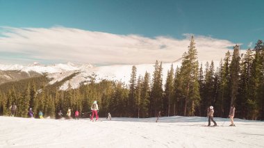 Alp disiplini kayak sezonu başında.