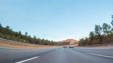 Dağ görünümü sürüş