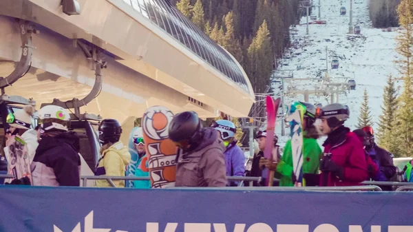 Ski gondola linje — Stockfoto