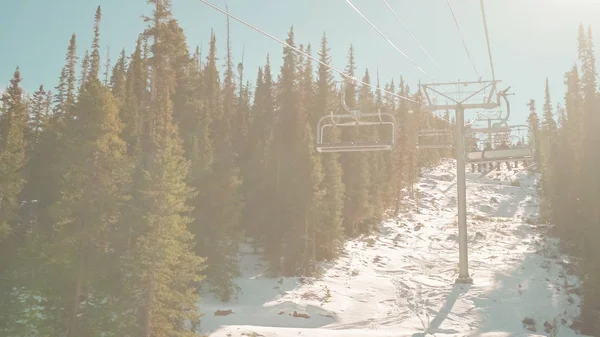 Open Air Ski Lift Going Top Mountain Alpine Skiing — Stock Photo, Image