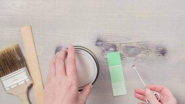 Ev inprovement proje. Turquose renk boya ile ahşap boyama.