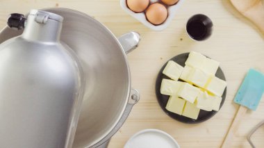 Adım adım. Pişirme tatil sezonu için şeker kurabiye hamuru hazırlama.