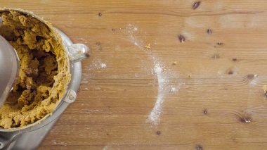 Zencefilli kurabiye yapma 