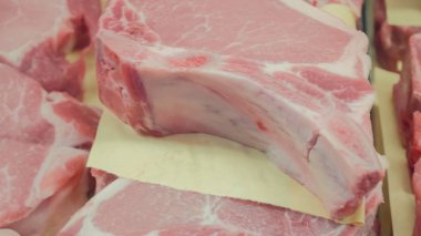 Et bölümü yerel grociery mağazasında.