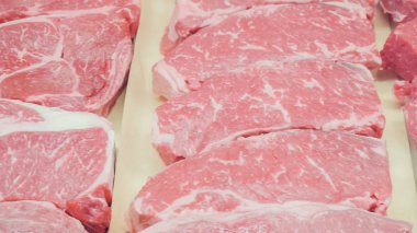 Et bölümü yerel grociery mağazasında.