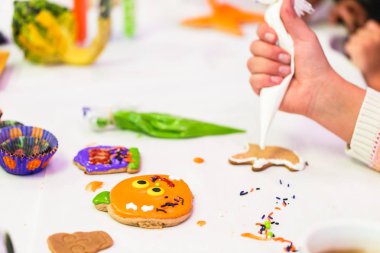 Cadılar Bayramı tanımlama bilgilerini görüntüleme