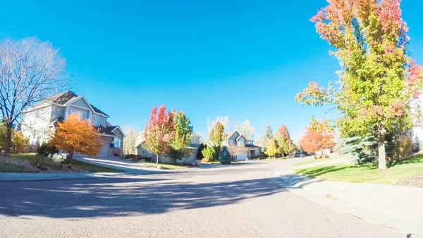 Pov Point View Driving Typical Suburban Residential Neighborhood Autumn — Stock Photo, Image