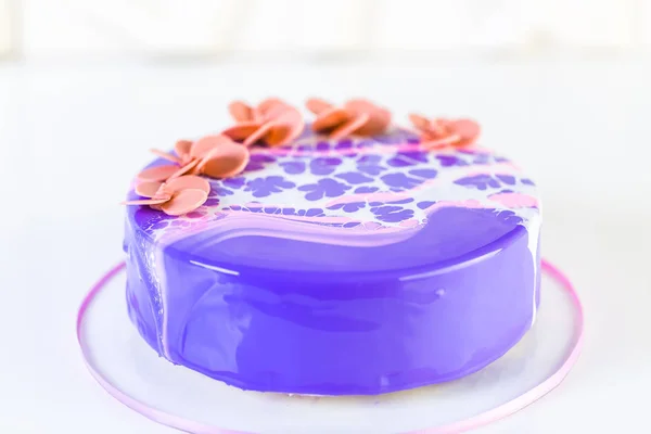 Mousse tårta med mirror glaze — Stockfoto