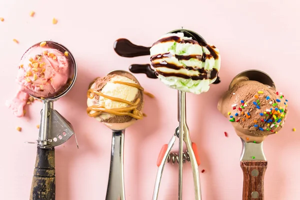 Skořápky zmrzliny — Stock fotografie
