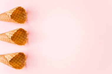 Waffle dondurma koniler