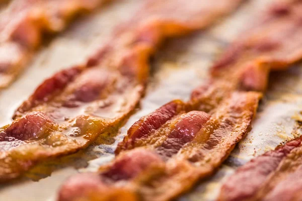 Bacon reepjes dicht omhoog — Stockfoto